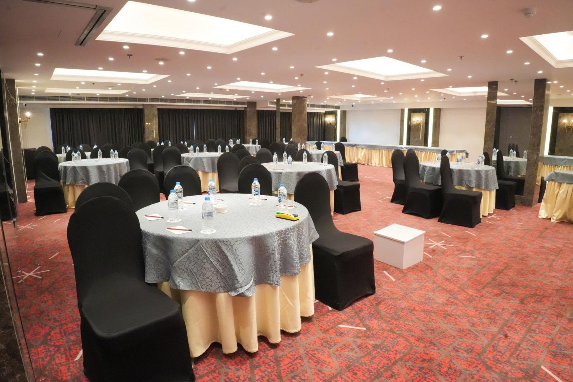 Hotel Soot Calcutta Buitenkant foto